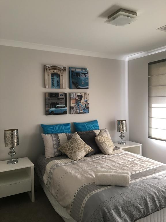 Magnificent Beach Retreat Jindalee Buitenkant foto